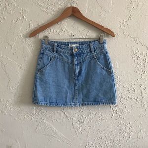 Vintage style mini jean skirt